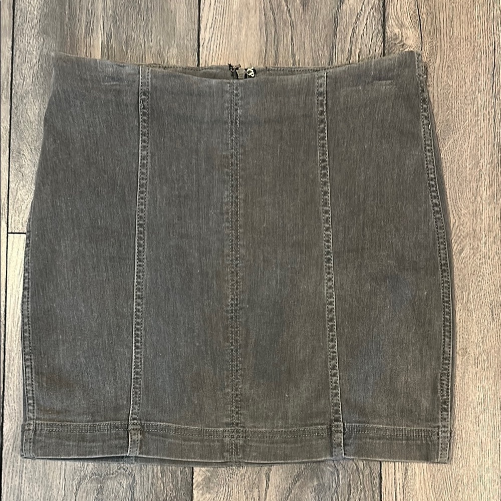 Free People Gray Denim Skirt, Size 10